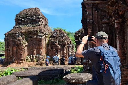 Caves, Craft & Hindulism: Full-Day My Son & Marble Mountains Tour