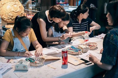 Chengdu-Create your OWN Cultural souvenir-With TEA and Snacks 