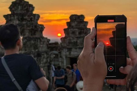 Angkor Wat Sunset Small Circuit Tour with Transportation Only