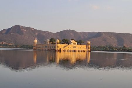 Jaipur Day Trip from Delhi – Private Tour with Guide 