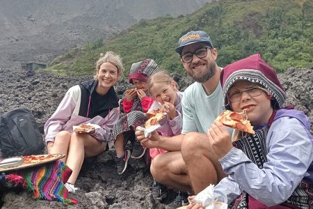 Pizza Making Adventure at Pacaya Volcano Tour from Antigua