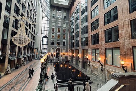 Montreal: 2-Hour Private Complete Hidden City Experience RESO