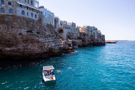 Polignano a Mare Eco Boat Tour with Snorkeling Mar y Sol