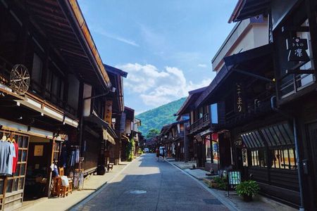 Private Edo Period Tour Matsumoto Castle and Nakasendo Trail