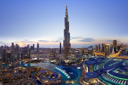 Dubai City Half Day Tour in Blue Mosque, Creek & Souqs