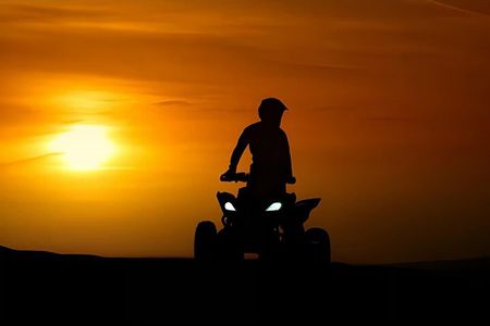 Marrakech: Desert agafay Quad Bike, Camel Ride & Fire Show Dinne
