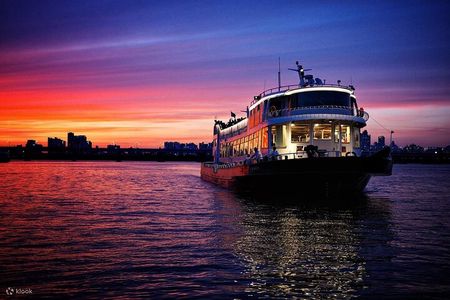 Charming Da Nang Show And Sightseeing Cruise On Han River Tour