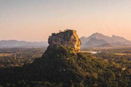 Private Day Tour to Sigiriya, Cave Temple & National Park Safari