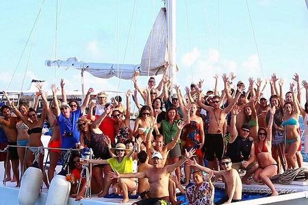 Catamaran Plus Reef Snorkeling and Isla Mujeres Visit