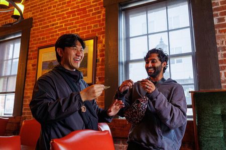 Charlottetown Small Group Harbor Walking Food Tour 