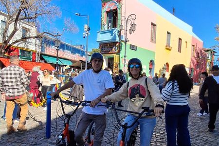 E-Scooter City Tour: Exploring Buenos Aires North & South