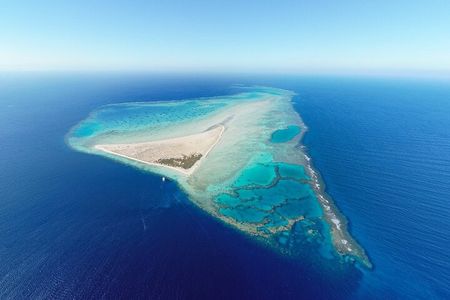 Hamata and Qulaan Islands Boat Tour 3 stops Snorkeling And Lunch