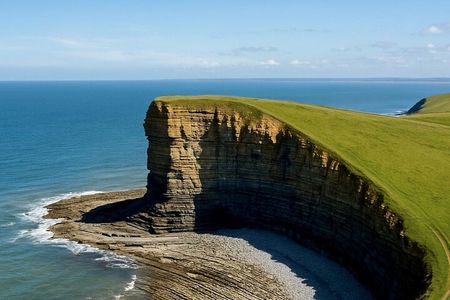 Cardiff: South Wales Cliffs, Beaches & Castles Day Tour