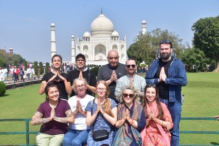 Taj Mahal Sunrise & Agra Tour From Delhi by Car - All Inclusive 