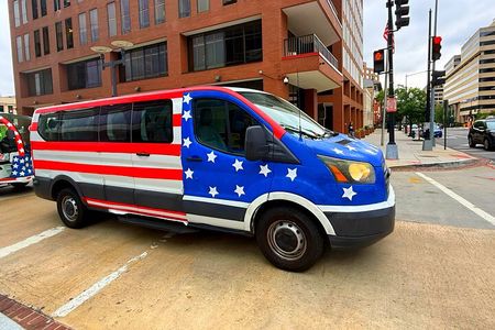 Washington DC Monuments Guided American Minibus Tour(Day&Night)
