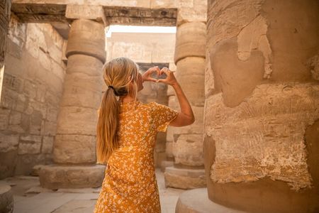 Hurghada: Small-Group Luxor Highlights & Hot Air Balloon Day Tour