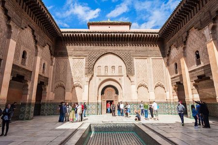 Marrakech: Ben Youssef Madrassa, Secret Garden and Medina Tour 
