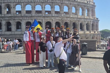Small Group Guided Tour Of Colosseum, Roman Forum & Palatine Hill