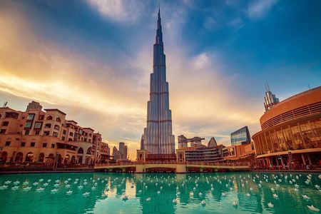 Dubai VIP Food Tour with 7+ Tastings & Access to Burj Khalifa Bar