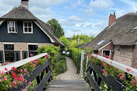 Giethoorn Small-Group Tour from Amsterdam (Max. 8 People)