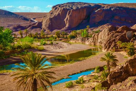 Marrakech 2 days tour to Oasis DE Fint via kaser ben haddou