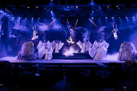 Shore Excursion Halong's Legendary Cave Show and Feast