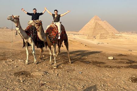 PrivateTour Visiting Giza Pyramids and The Great Sphinx