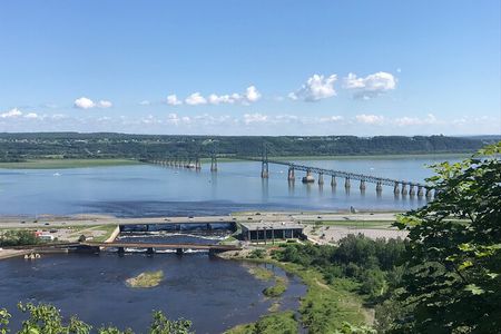 Quebec Half Day Tour by private car with Certified Guide