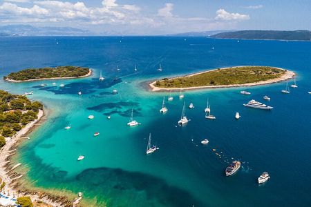 Split: Cruise to Blue Lagoon & Šolta with Food and Drinks