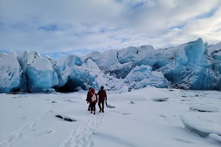 Winter Ice Cave Helicopter Adventure-2 Landing-Anchorage Area
