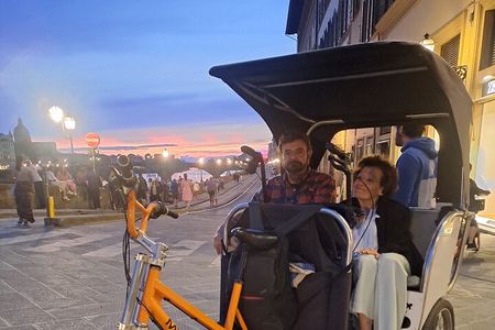 Florence by Golf Car with a local Tour Guide