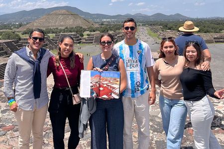 Private Tour of Teotihuacan with Pulque Tasting