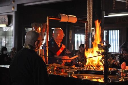 Half-Day Zenkoji Tour with Tea Experience