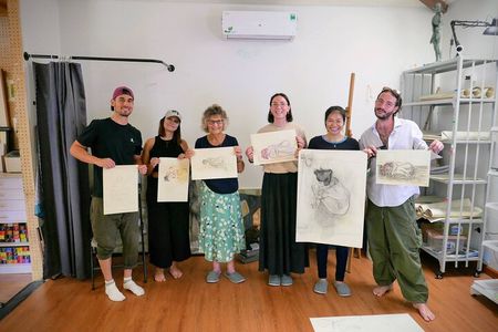 Life Drawing Class - Art Workshop at Art Tutor Hanoi