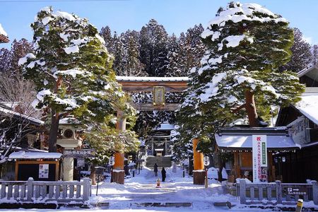 Walking Tour of Takayama Festival Floats and Historic Street