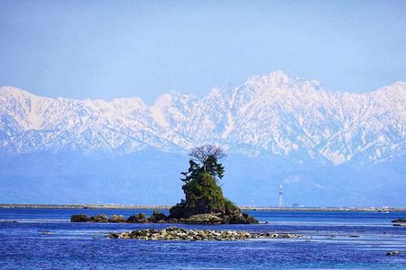 Amaharashi Coast & Shokawa Cruise from Kanazawa