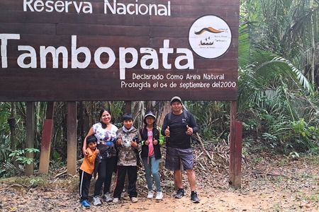 Tambopata 4-Day Tour: Chuncho Macaw Clay Lick & Lake Sandoval