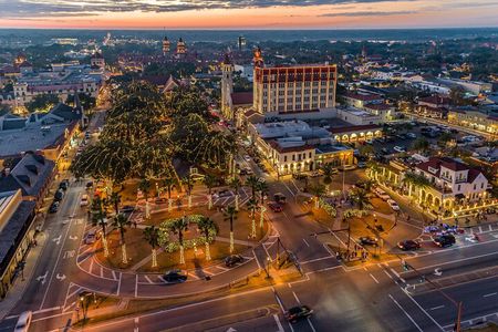 St. Augustine Nights of Lights Tour - Each Booking is a Row for 4