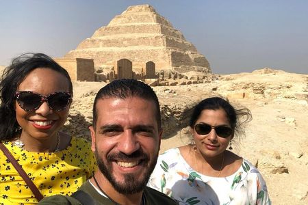 Private Tour to Giza Pyramids, Memphis, Saqqara and Camel Ride