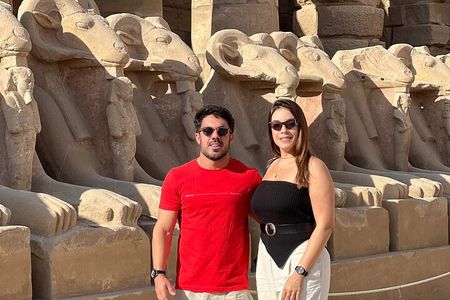 Luxor Overnight tour from Hurghda with Balloon included