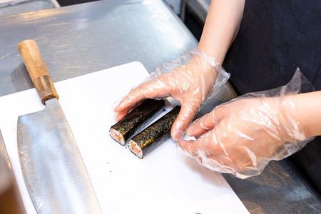 Hand-Roll Sushi Class, Skytree Fast Pass & Asakusa Tour