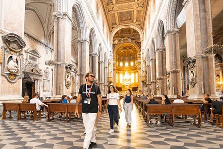 Naples Small Group Walking Tour & Street Food Experience