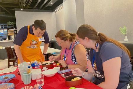 Tokyo Cute Bento : Kawaii Lunchbox Cooking Class!