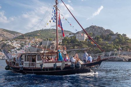 Half-Day Cruise-Athens Riviera Sunset Cruise Swimming and Buffet