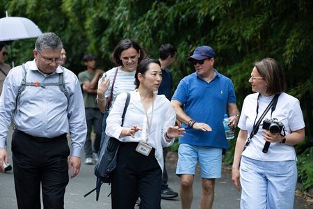 Imperial Palace East Garden & Heritage of Edo Castle Walking Tour