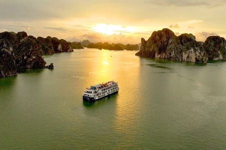 Halong Lan Ha Bay 2D1N by Sea Coral Cruise from Tuan Chau Port