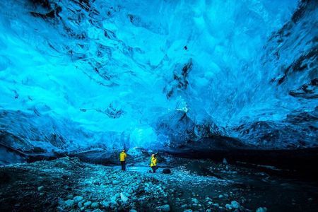 Iceland 2-Day Trip: Ice Cave, Glacier Lagoon & Northern Lights
