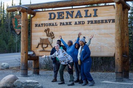 Overnight Denali National Park plus Aurora Chase Tour