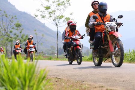 Ha Giang Easy Rider 4 Days Small Group Max 6 -8 Pax/ Group 
