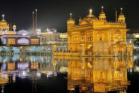 Private Full-Day City Tour of Amritsar visit Golden Temple with Wagah Border